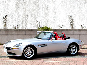 45_bmw_z8_roadstar.jpg