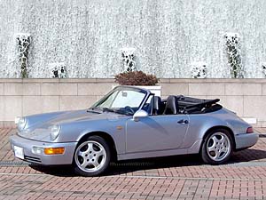 PORSCHE 911 Carrera Cabriolet (964)