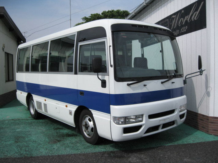 中古車情報 日産 シビリアン 平成１８年式 ４５００ｃｃ ガソリン車 ２６人乗り 自動折戸ドア 走行少ない９６５０ｋｍ  車両本体価格２６５万円の入庫情報です。