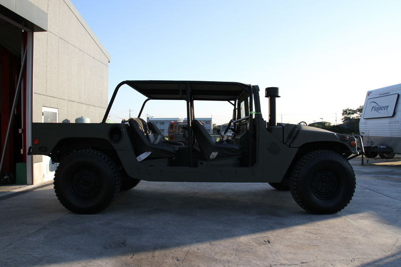 ハマー HMMWV ハンヴィー 軍用車両 中古車 情報 | HEAVY DUTY 4×4Dealer Sky Auto