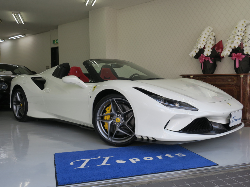 フェラーリ F8スパイダー F8　スパイダー