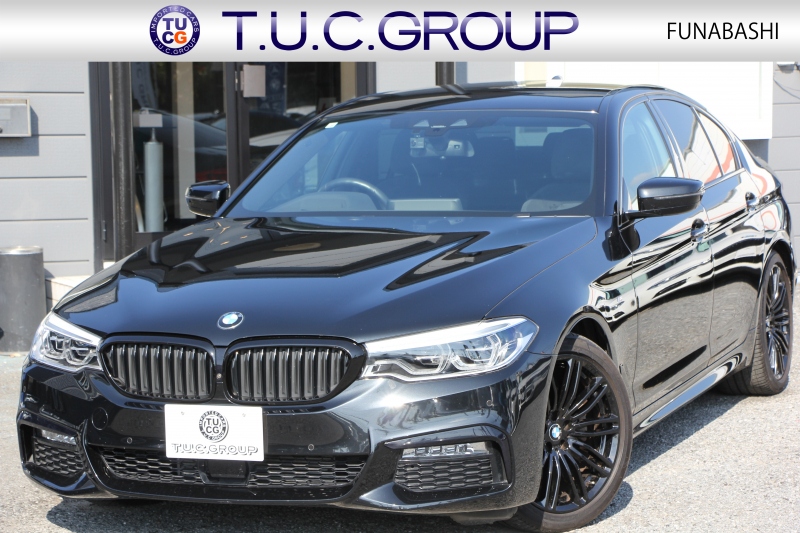 BMW 5シリーズ 523d ｴﾃﾞｨｼｮﾝﾐｯｼｮﾝｲﾝﾎﾟｯｼﾌﾞﾙ 特別仕様車 ﾊｰﾏﾝｶｰﾄﾞﾝｻﾗｳﾝﾄﾞHUD 専用ﾌﾞﾗｯｸ19AW ﾌﾞﾗｯｸｷﾄﾞﾆｰｸﾞﾘﾙ 追従ACC ｽﾃｱﾘﾝｸﾞｻﾎﾟｰﾄ 360度ｶﾒﾗ Pｱｼｽﾄ ﾀｯﾁ画面HDDﾅﾋﾞTV LEDﾍｯﾄﾞﾗｲﾄ ｵｰﾄﾊｲﾋﾞｰﾑ 電動ﾄﾗﾝｸ 2年保証