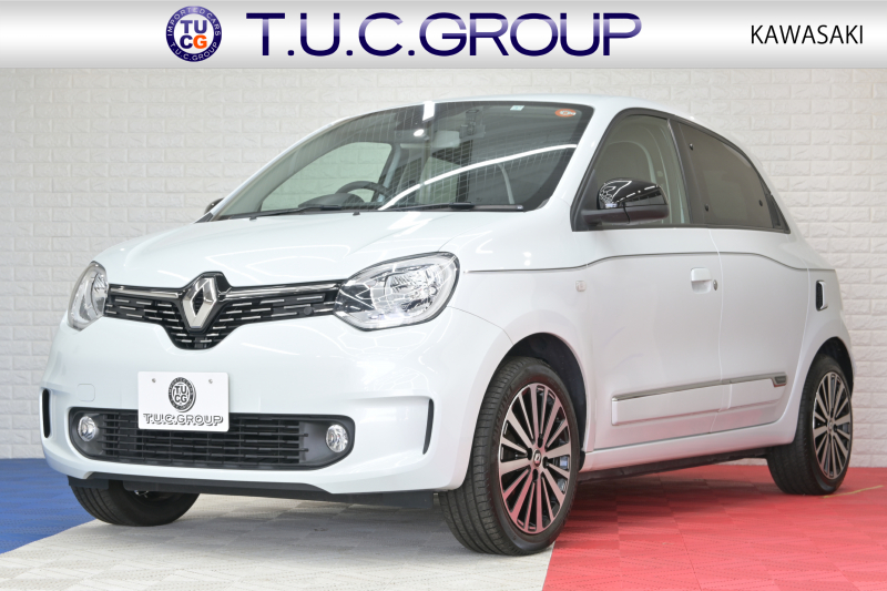 ルノー トゥインゴ ｲﾝﾃﾝｽ　5MT ECO機能 ｸﾙｺﾝ LDW 黒/白ﾚｻﾞｰ調×ﾌｧﾌﾞﾘｯｸｼｰﾄ 純正ﾀｯﾁｽｸﾘｰﾝ Carplay Bｶﾒﾗ 16ｲﾝﾁｱﾛｲﾎｲｰﾙ ﾌﾞﾗﾝｲﾝﾃﾘｱ　2年保証付