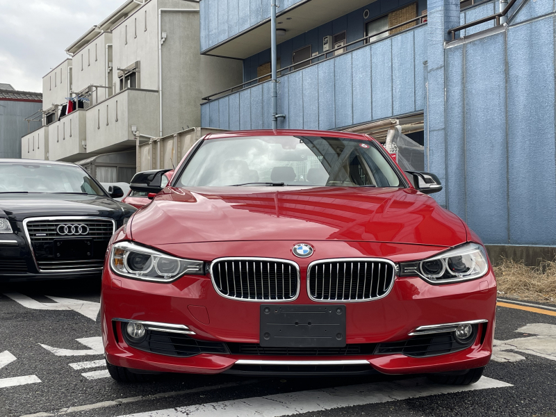 BMW 3シリーズ 320i ラグジュアリー