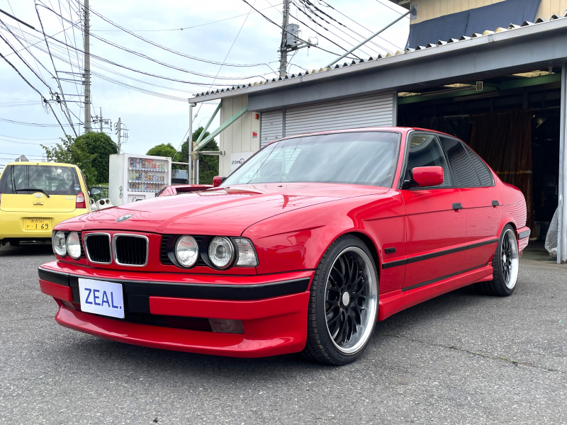 BMW 5シリーズ 525i ラグジュアリーPKG　5MT公認車 ディーラー車　後期モデル　レッドオールペイント　エンジンオーバーホール　レストア車両