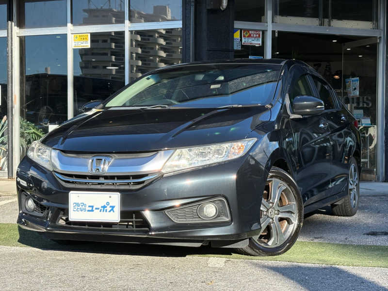 ホンダ グレイス HV　EX　県内買取直販車両！　パドルシフト　コーナーセンサー　レザー調シートカバー　クルーズコントロール