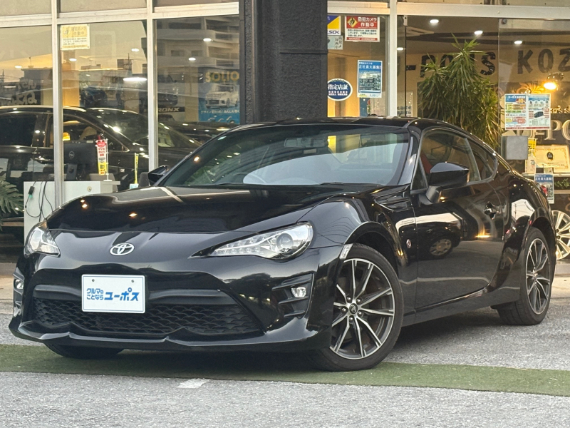 トヨタ 86 GT　OP5年保証対象車両　TRDトランクスポーラー　LEDヘッドライト　純正17インチアルミホイール