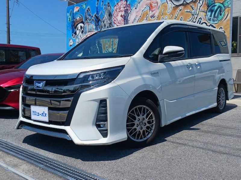 トヨタ ノア ハイブリッドSi　ダブルバイビー　OP10年保証対象車　Toyota　Safety　Sense　純正10インチナビ（Bluetooth／フルセグ）　バックカメラ　両側パワースライドドア　シートヒーター　ETC