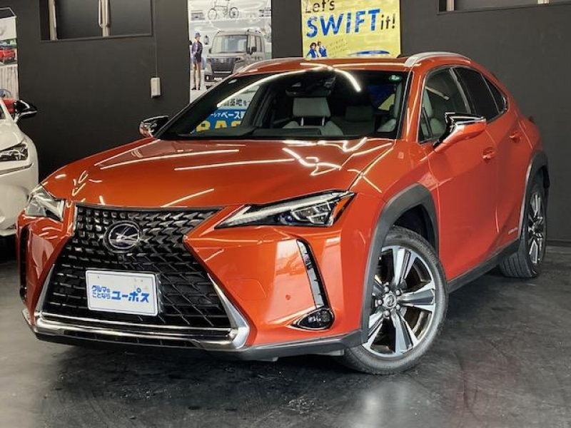 レクサス UX 250h　バージョンL　OP10年保証対象車　純正メモリーナビ　バックモニター　360°ビューモニター　LRシートエアコン／ヒーター　ワイヤレス充電　サンルーフ　ETC