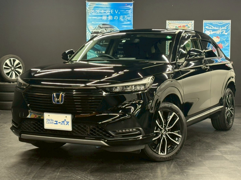 ホンダ ヴェゼル e：HEV　Z　純正9インチナビ（Bluetooth／フルセグ）車内WiFi　バックモニター　クリアランスソナー　クルーズコントロール　パワーバックドア　シートヒーター　ステアリングヒーター　ワイヤレス充電　ETC