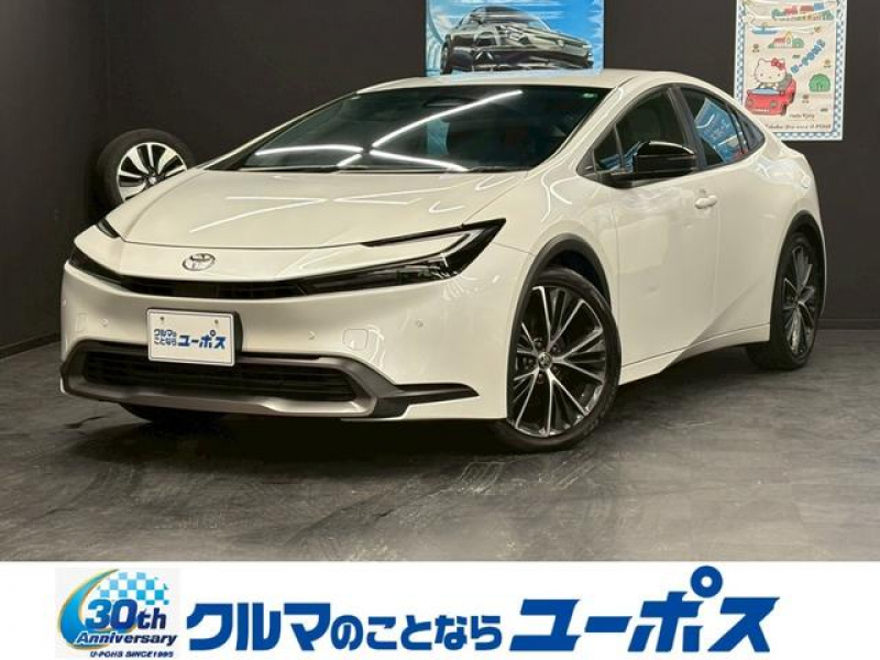トヨタ プリウス G　純正ディスプレイオーディオ　バックモニター　ブラインドスポットモニター　ステアリングスイッチ　レーダークルーズコントロール　オートマチックハイビーム　シートヒーター　ブレーキホールド　ETC