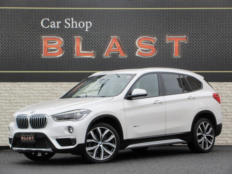 BMW X1 xドライブ　20i　xライン