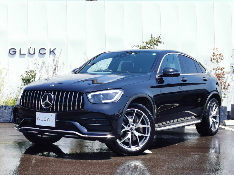 メルセデスベンツ GLCクーペ GLCクーペ300 4マチックAMGライン4WD　レザーエクスクルーシブPKG サンルーフ Burmesterサウンド 20インチアルミホイール HUD 本革シート シートヒーター マルチビームLED AMGスタイリングPkg AMGスポーツシート