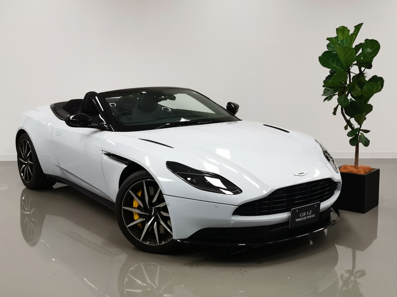 アストンマーティン DB11 Volante 4.0L V8 RHD