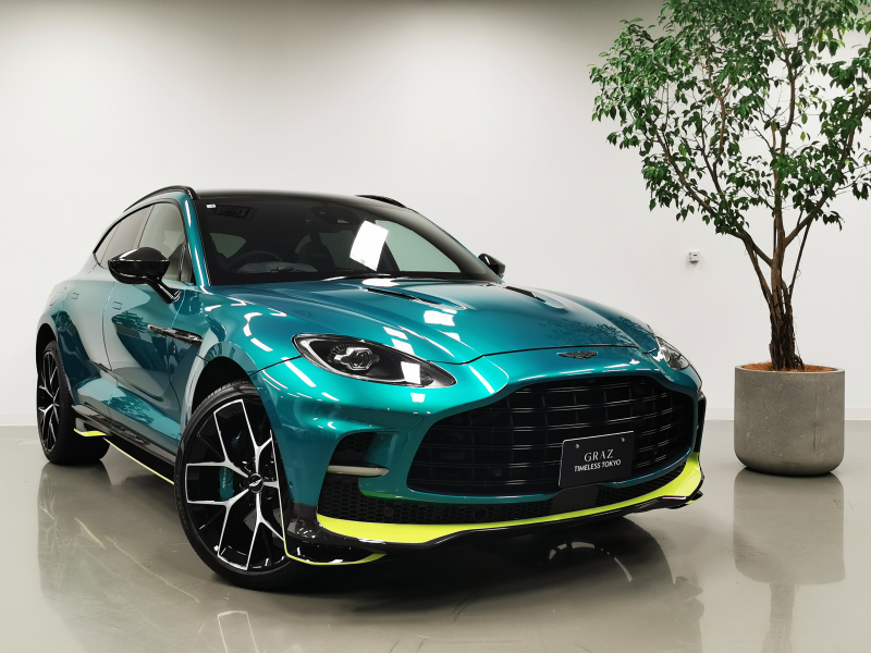 アストンマーティン DBX 707 AMR23Edition 4.0L V8 RHD 2025MY OP総額1100万円超 特別仕様車 1オーナー　23inchDBX707フォーティスホイール　AMR23Edition-with-Q-Highlights　ツイルカーボンエクステリアパック(Upper/Lower)　全席シートベンチレーション