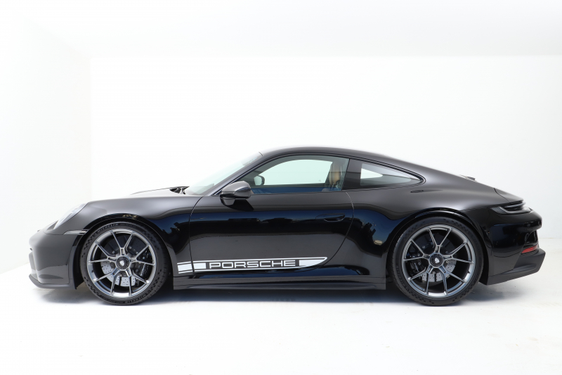 ポルシェ 911(Type992) GT3 Touring　ﾚｻﾞｰｲﾝﾃﾘｱ　Porsche Exclusive Manufaktur  Frﾘﾌﾄ　PCCB　PDLS+　ｶｰﾎﾞﾝﾙｰﾌ　OP741