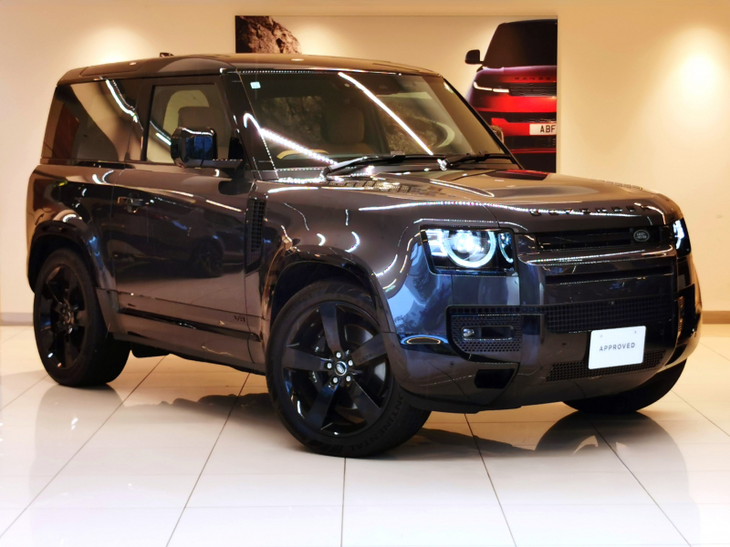 ランドローバー ディフェンダー 90 5.0L V8S/C P525 AWD 1オーナー 茶革シート サンルーフ フロントシートヒーター＆クーラー、リアシートヒーター MERIDIANサラウンド ヘッドアップディスプレイ センターコンソール急速クーラーBOX 22インチアルミホイール 電子制御エアサスペンション