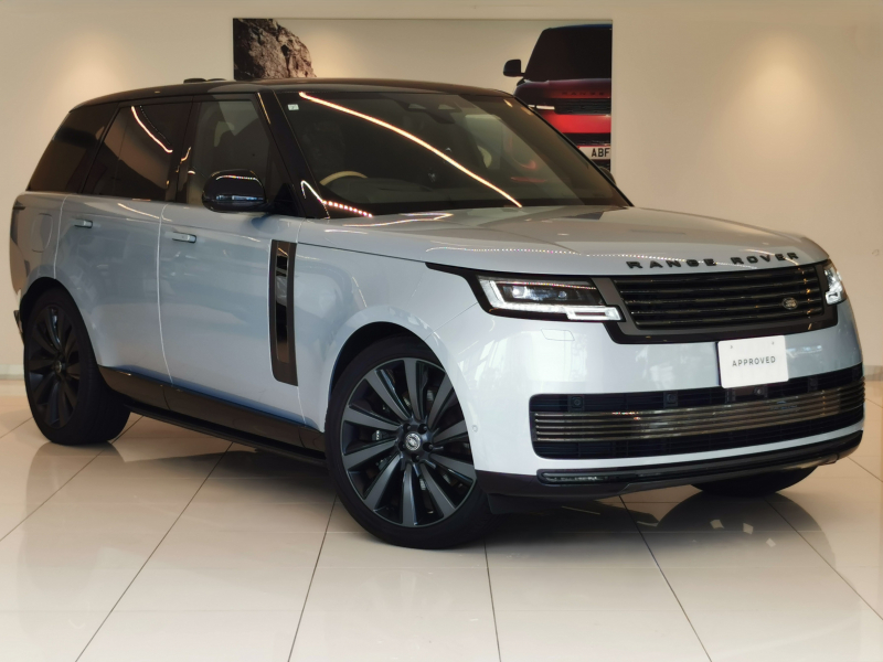 ランドローバー レンジローバー SV 4.4L P530 SWB AWD 1オーナー 黒革シート サンルーフ 全席シートヒーター＆クーラー＆マッサージ 電動サイドステップ MERIDIANシグネチャー 23インチアルミホイール クリアサイトインテリアリアビューミラー ヘッドアップディスプレイ