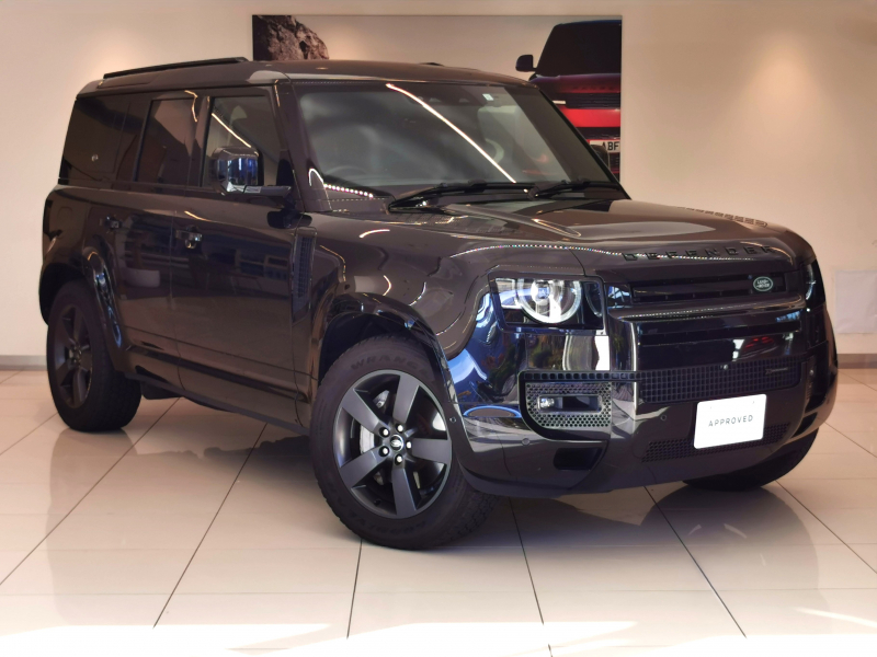 ランドローバー ディフェンダー 110 XダイナミックHSE 3.0L D300 AWD 1オーナー 黒革シート フロントシートヒーター＆クーラー MERIDIANサウンド 電子制御エアサスペンション ブラックエクステリアパック インタラクティブドライバーディスプレイ 電動調整ステアリングコラム